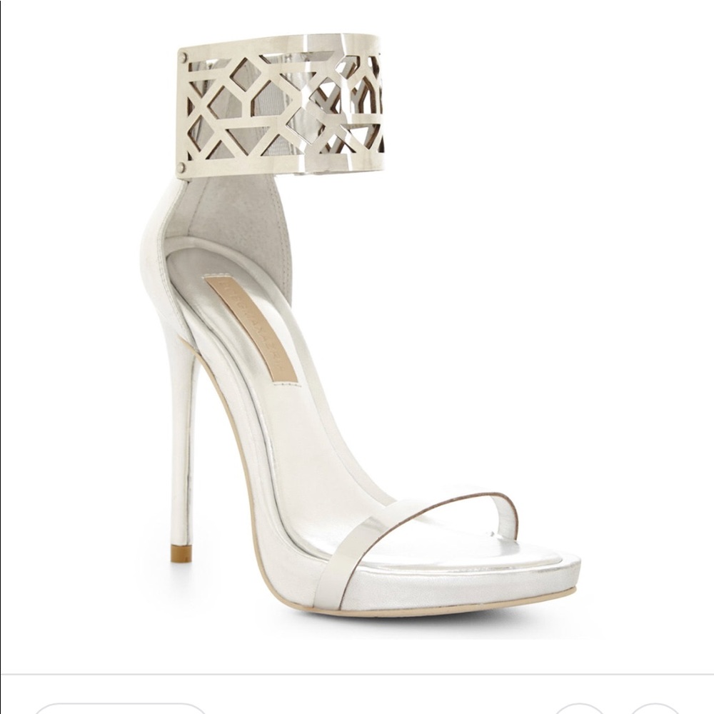 BCBGmaxazria Estie Heel